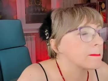 Freechat sugarvi on Chaturbate