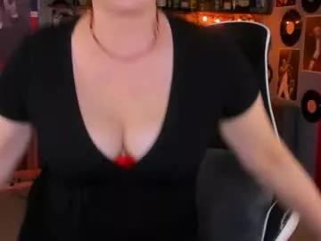 Freechat sugarvi on Chaturbate