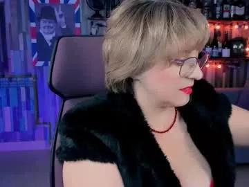 Freechat sugarvi on Chaturbate