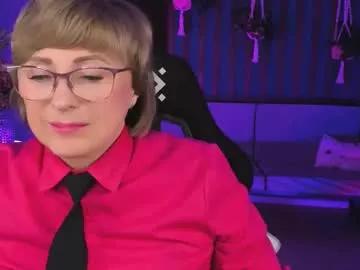 Freechat sugarvi on Chaturbate