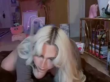 sydneyheaven666 on Chaturbate