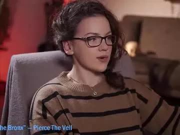 tiffanyriox from Chaturbate