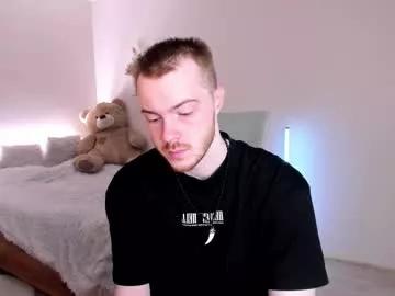 toohornyserj on Chaturbate 