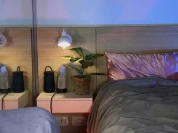 Masturbate to cute stripper Wildfairiesheaven wildfairiesheaven from Chaturbate