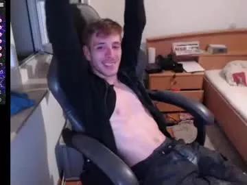 zuzmosfokafasz on Chaturbate 