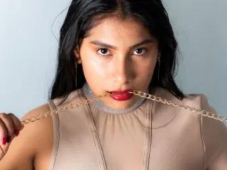 LinnaValencia on Streamate 