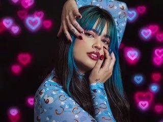 Offline MaddyeWaves on Streamate