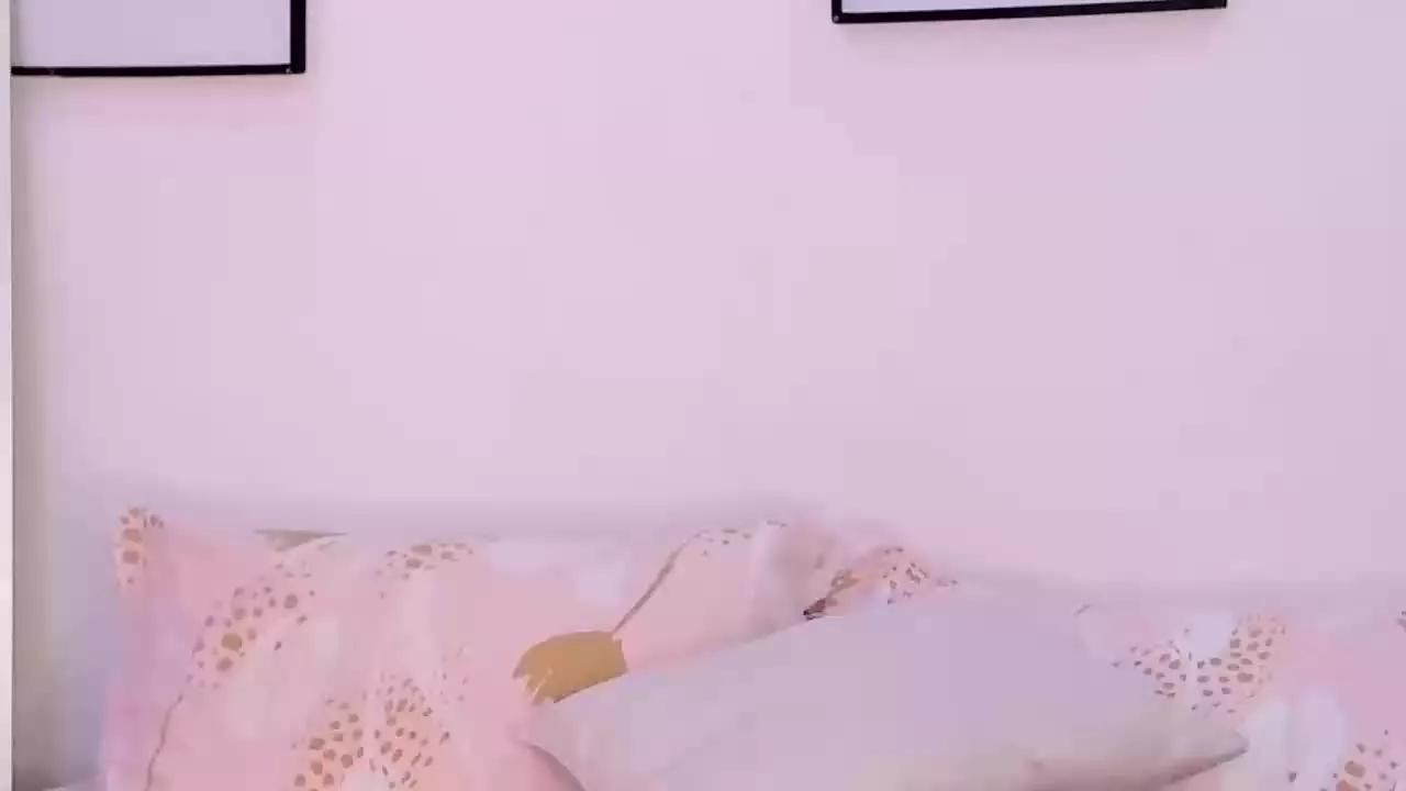 CaroleFreire on Streamray 