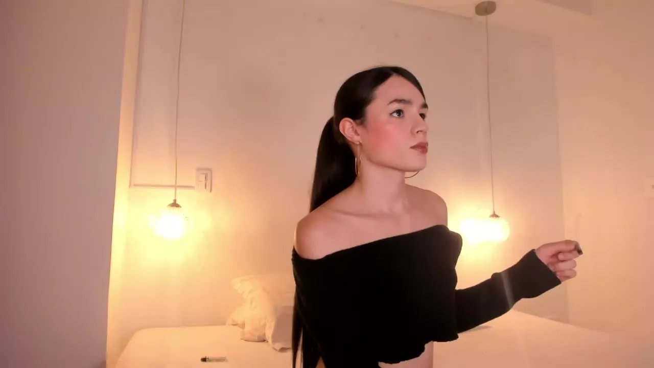 Offline MarianaSynnTS on Streamray