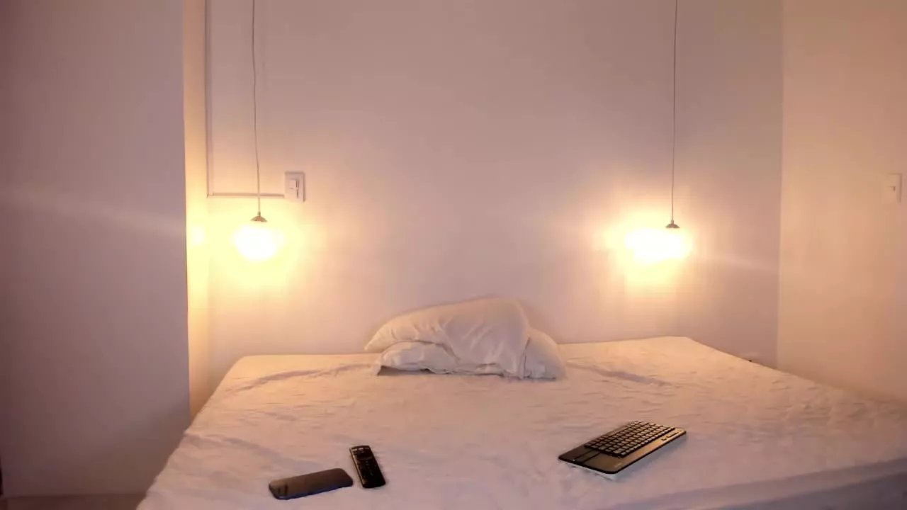 Offline MarianaSynnTS on Streamray