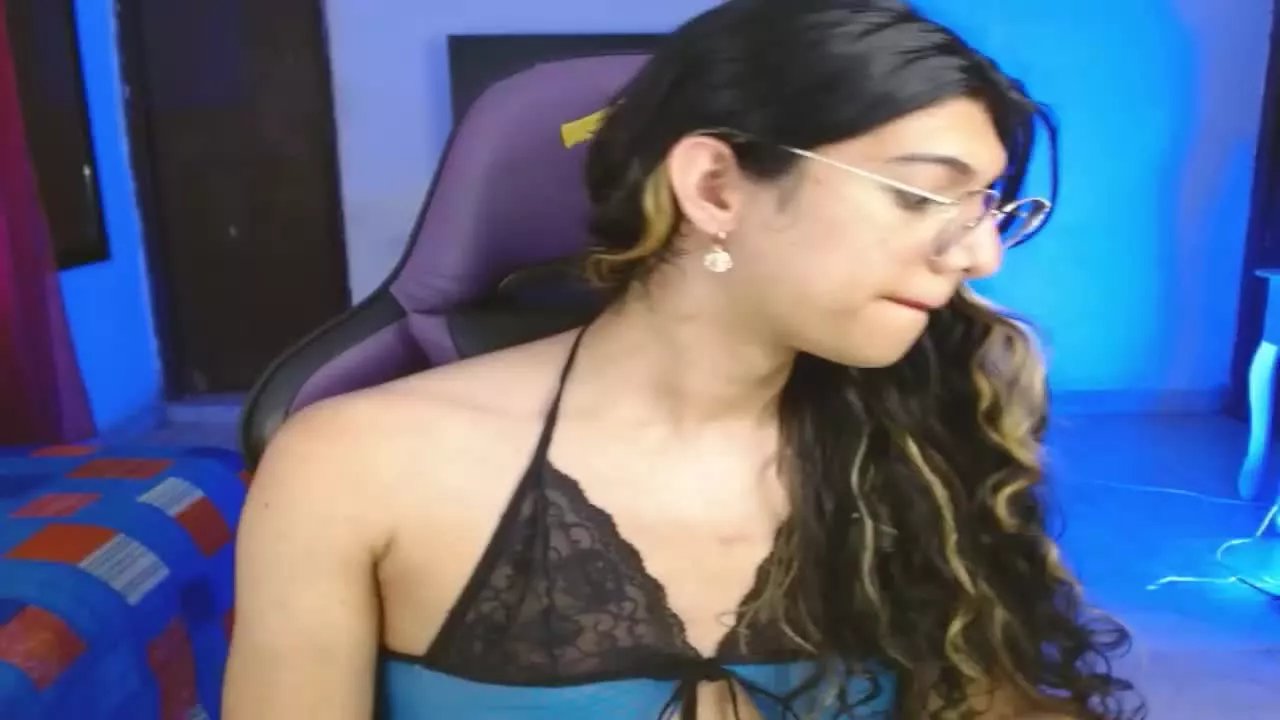 Offline PhoenixEngel on Streamray