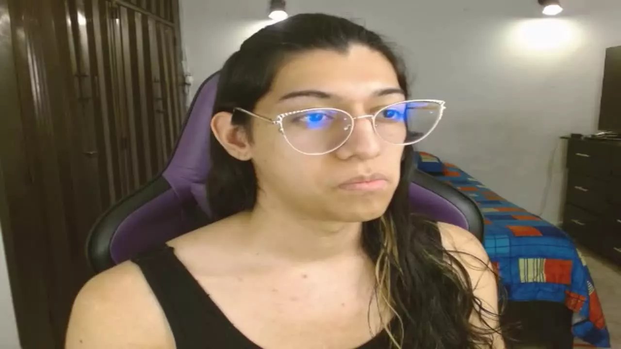 Offline PhoenixEngel on Streamray