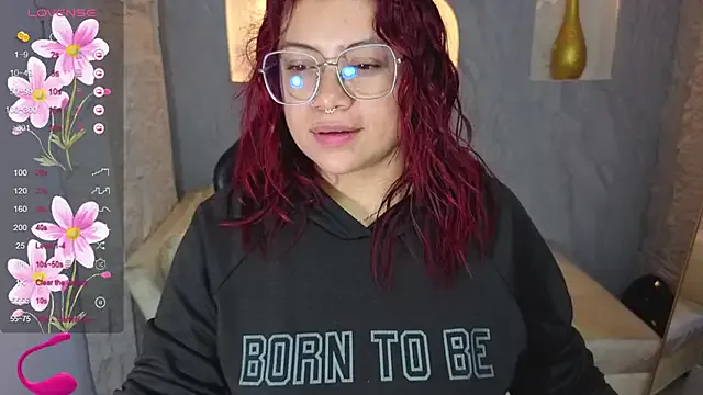 _Ambar72_b on StripChat