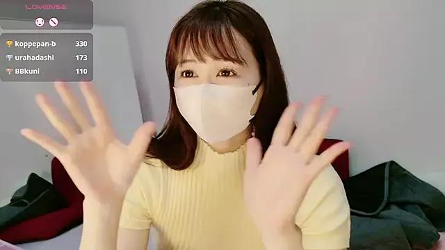 Freechat aaanyan on StripChat