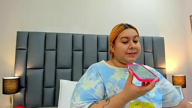 aandreaperez on StripChat 