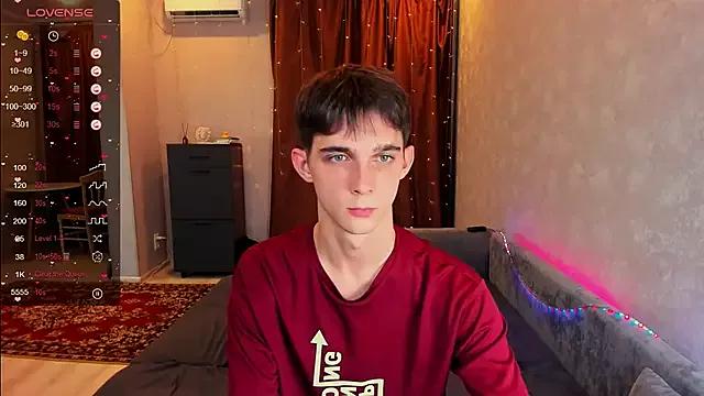 Freechat Aaron_Boom on StripChat