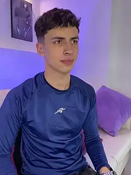 Private AdrianRinaldi on StripChat