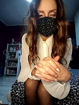 Akemi_rossi on StripChat