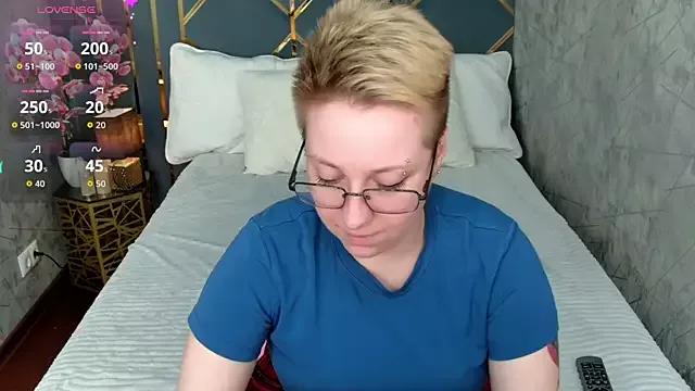 Freechat AlexandraGreen on StripChat