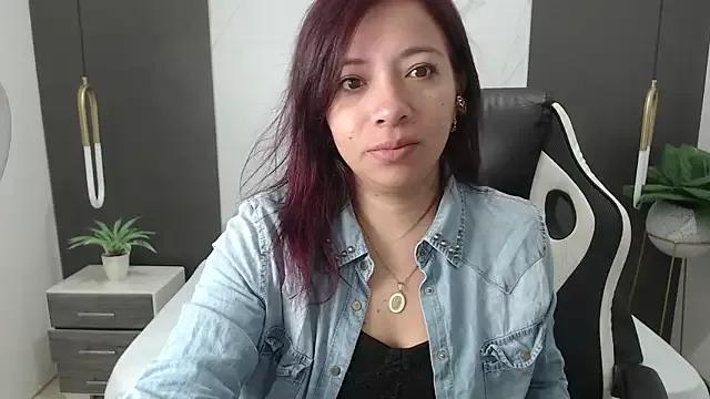 alma_fenix on StripChat 