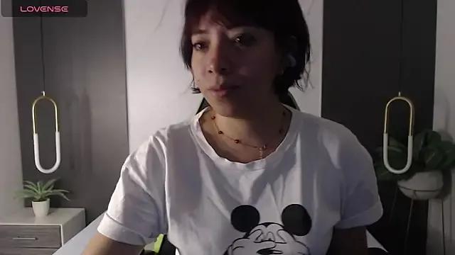 alma_fenix on StripChat 
