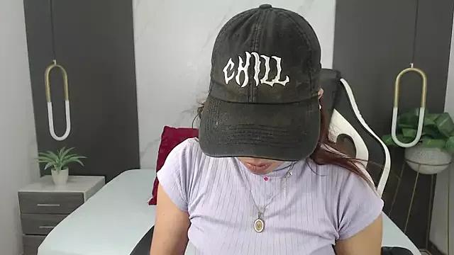 alma_fenix on StripChat 