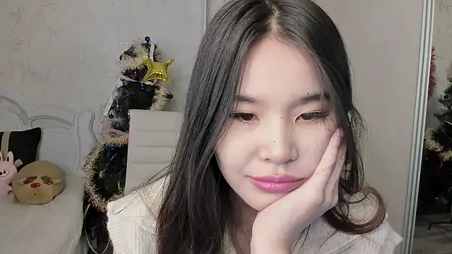 amiya_cute on StripChat