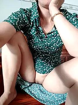 Ana_baby01 on StripChat