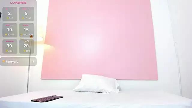 Freechat andyylove_jk on StripChat