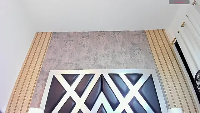 anna_lorenss on StripChat