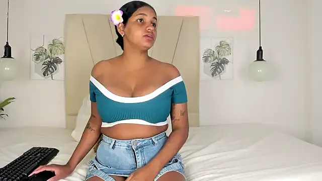 Ashley_Ebony__ — Freechat on StripChat