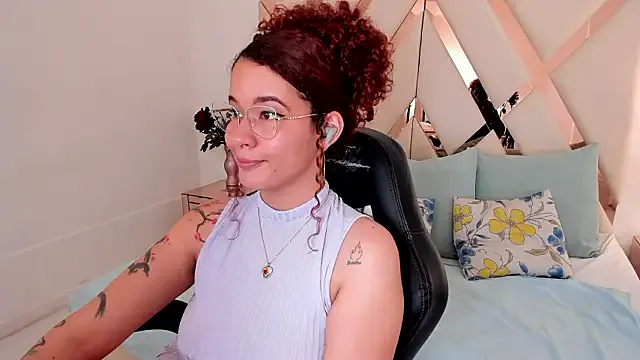 avrilwaynee — Shake ass