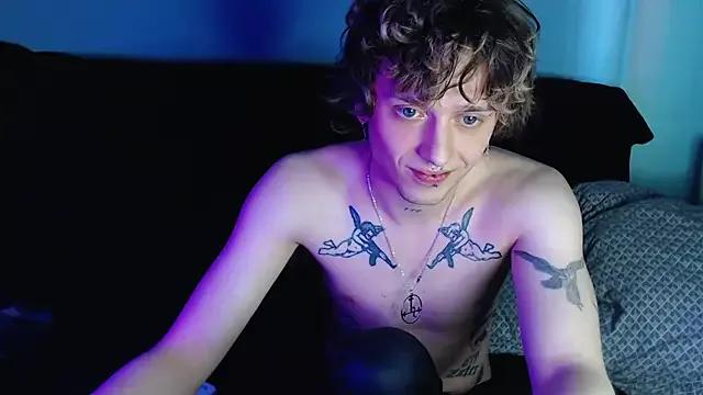 axxxturel on StripChat 