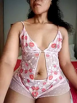 BabySweetDee on StripChat 