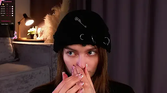 BattyDrake — RIDE ON DILDO UNTIL CUM