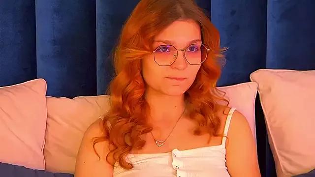 BellaMarebelle on StripChat 