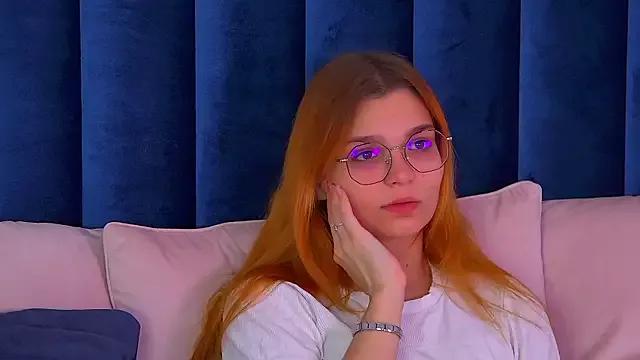 BellaMarebelle on StripChat 