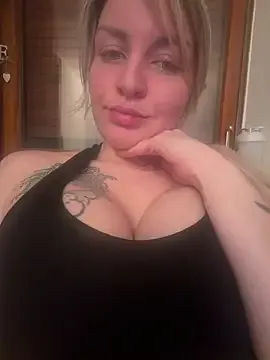 BlondeSophie69 —  Shake my Big Ass 