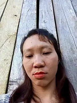 bonnie-00 on StripChat 