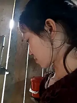 Freechat bonnie-00 on StripChat