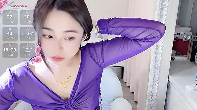 Freechat Caitlyn__ on StripChat