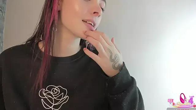 Freechat CAMILLEN_PETTID on StripChat