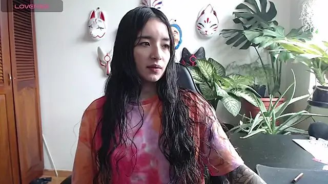 Freechat cat_salo on StripChat