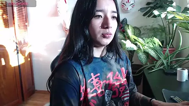 Freechat cat_salo on StripChat