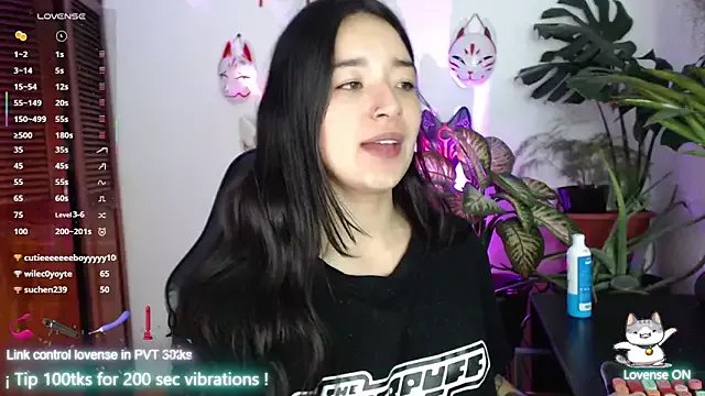 Freechat cat_salo on StripChat