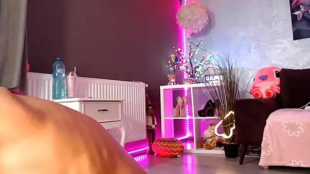 Chanelcharmx on StripChat 