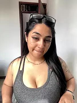 Freechat Charlotte_cutee18 on StripChat