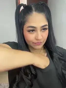 Freechat Charlotte_cutee18 on StripChat