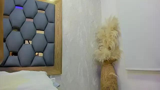 Freechat crystal_sm on StripChat