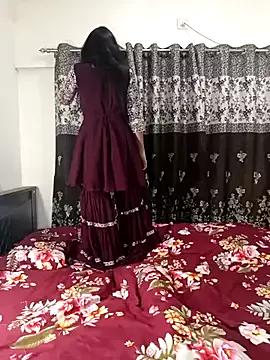 Freechat Cute-Bhavya on StripChat